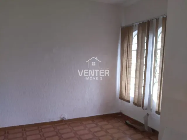 Sobrado com 182m² 3 quartos e 2 banheiros, à venda, no bairro Jardim Maria Augusta em Taubaté