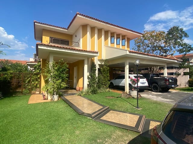 Foto do Sobrado - Condomínio Malibu Park: Sobrado à Venda, Jardim Shangri-La, Cuiabá, MT | Verticali Imóveis
