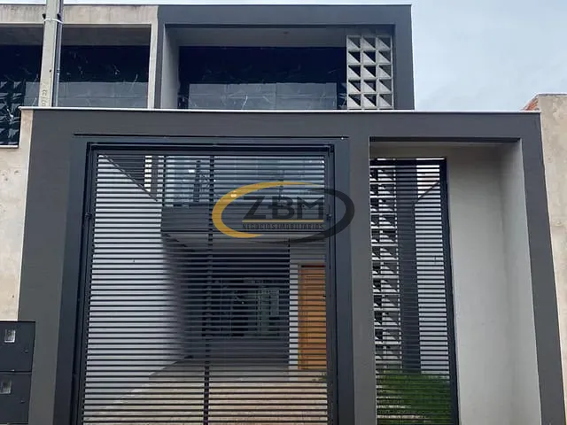 Sobrado com 125m² 3 quartos e 3 banheiros, à venda, no bairro Gleba Simon Frazer em Londrina