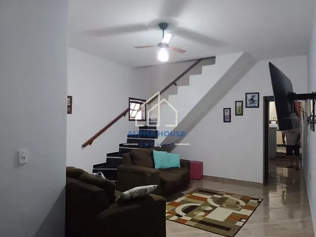 Sobrado 3 quartos e 3 banheiros, à venda, no bairro Residencial Mombaça I em Pindamonhangaba