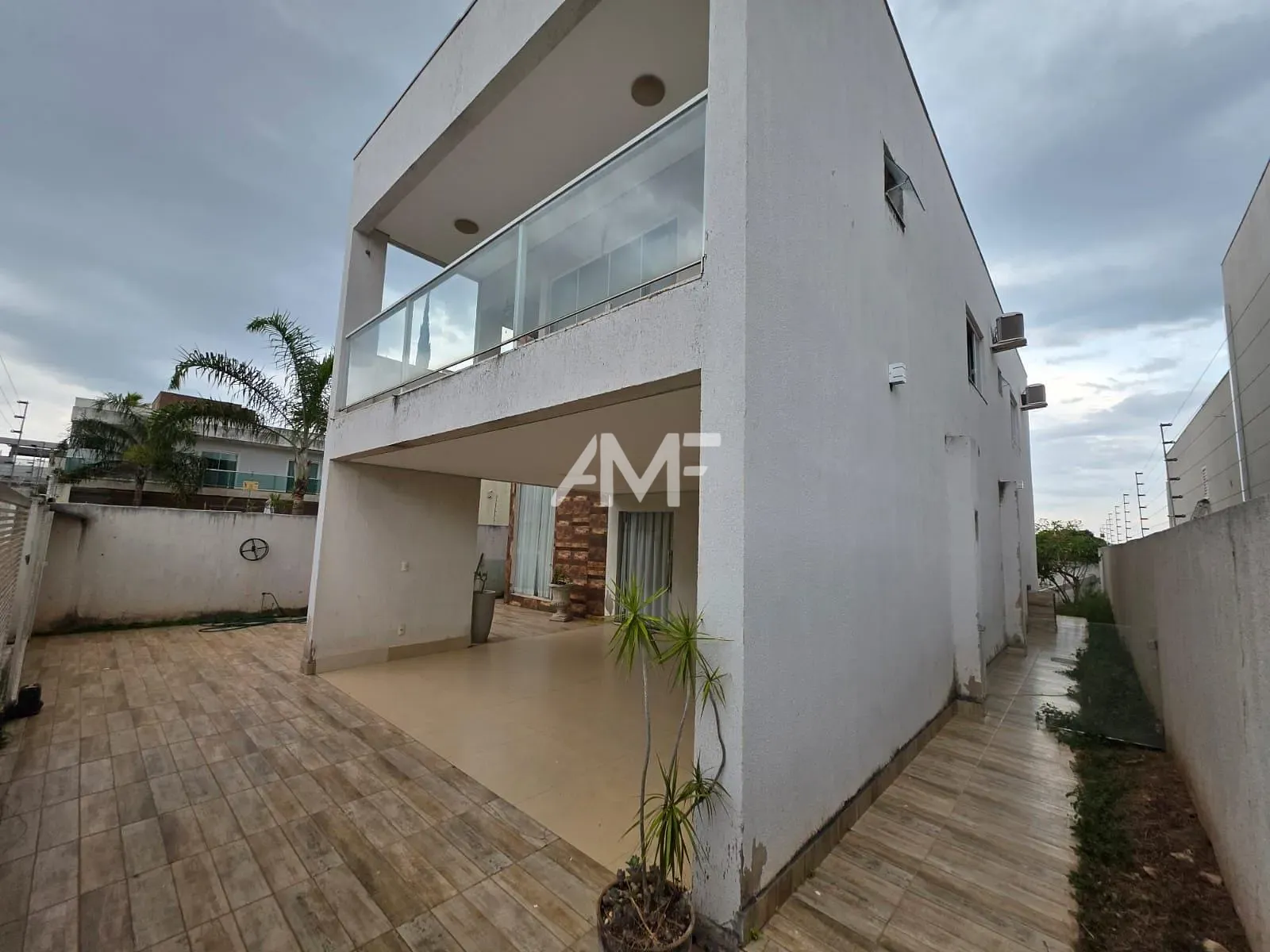 Sobrado, 3 quartos, 277 m² - Foto 1