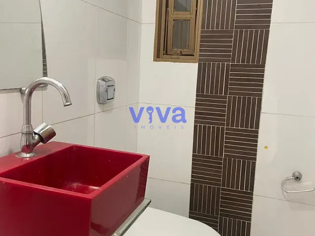 Sobrado 3 quartos e 4 banheiros, à venda, no bairro Setor Três Marias em Goiânia
