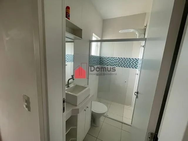 Sobrado com 140m² 3 quartos e 2 banheiros, à venda, no bairro Jardim Cristina em Pindamonhangaba