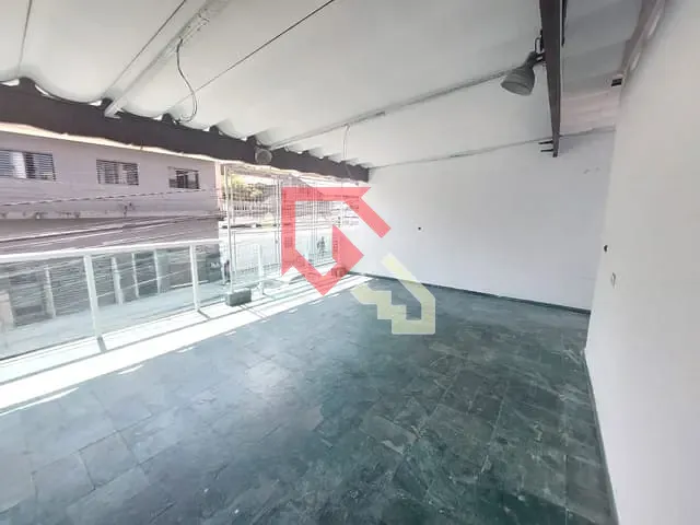 Sobrado com 140m² 2 quartos e 2 banheiros, à venda, no bairro Vila Bocaina em Mauá