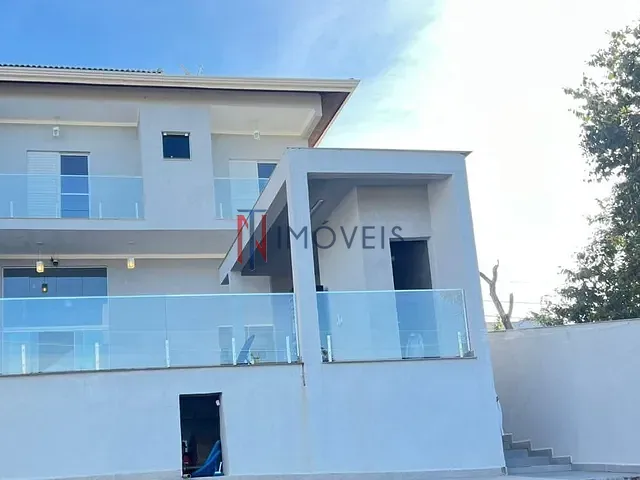 Sobrado com 370m² 3 quartos e 4 banheiros, à venda, no bairro Jardim Jaraguá em Atibaia