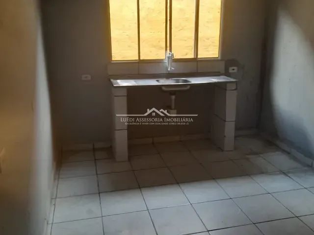 Sobrado 3 quartos e 2 banheiros, à venda, no bairro Jardim da Laranjeira (Zona Leste) em São Paulo