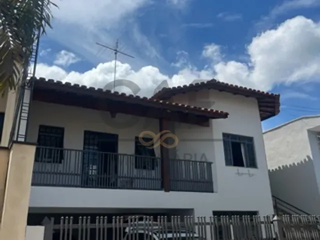 Sobrado com 275m² 4 quartos e 5 banheiros, à venda, no bairro Jardim Bela Vista em Jaguariúna