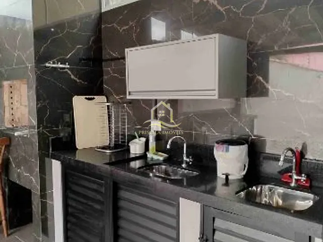Sobrado com 204m² 3 quartos e 3 banheiros, à venda, no bairro Boraceia em Bertioga