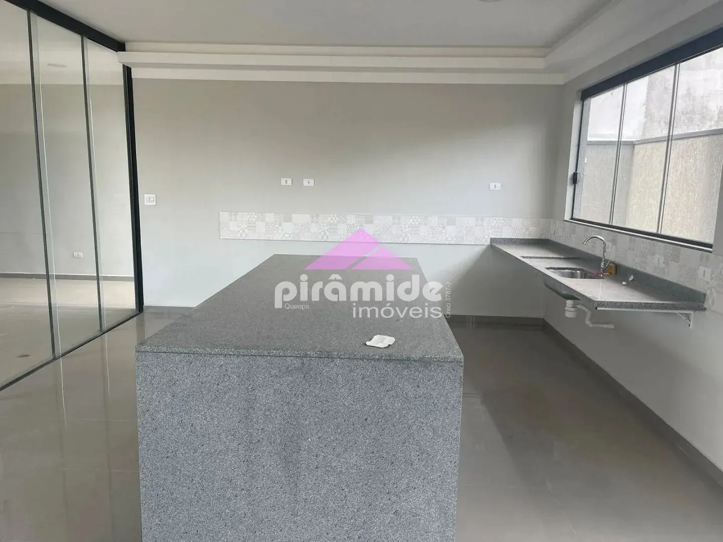 Sobrado, 4 quartos, 310 m² - Foto 4
