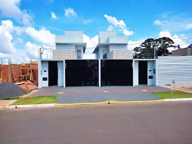 Sobrado com 198m² 3 quartos e 2 banheiros, à venda, no bairro Jardim Montevidéu em Campo Grande