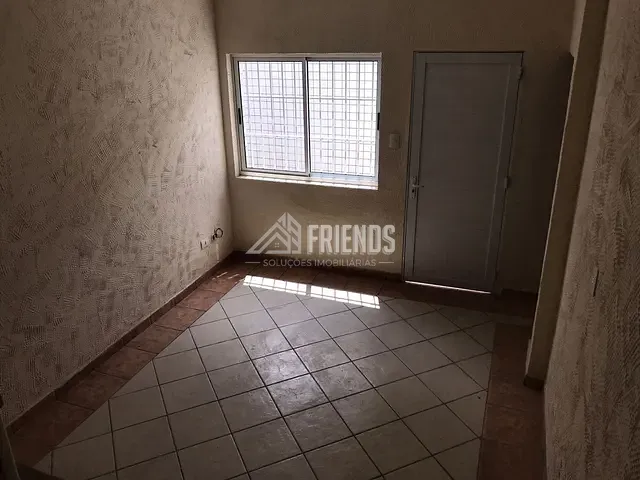 Sobrado com 145m² 2 quartos e 2 banheiros, para alugar, no bairro Vila Gomes Cardim em São Paulo