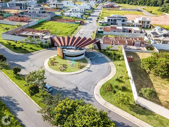 Casa com 525m² 3 quartos e 5 banheiros, à venda, no bairro Loteamento Granville Atibaia em Atibaia