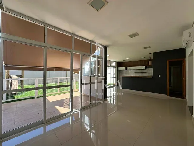 Sobrado com 360m² 4 quartos e 6 banheiros, à venda, no bairro Jardim Imperador em Americana
