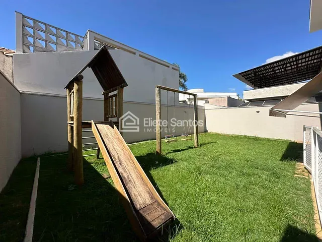Sobrado com 360m² 4 quartos e 6 banheiros, à venda, no bairro Jardim Imperador em Americana