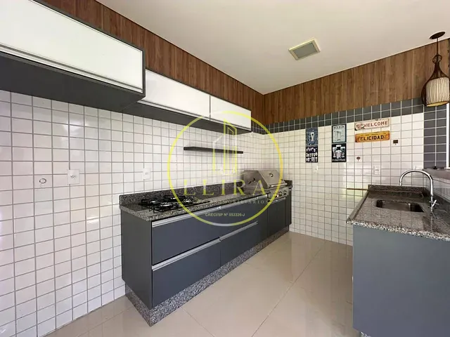 Sobrado com 360m² 4 quartos e 6 banheiros, à venda, no bairro Jardim Imperador em Americana