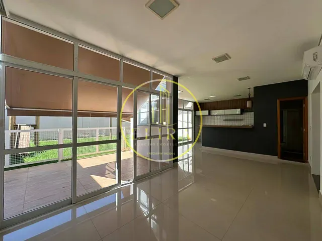 Sobrado com 360m² 4 quartos e 6 banheiros, à venda, no bairro Jardim Imperador em Americana
