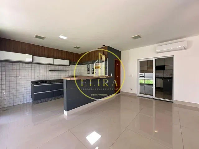 Sobrado com 360m² 4 quartos e 6 banheiros, à venda, no bairro Jardim Imperador em Americana