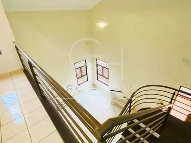 Sobrado com 503m² 4 quartos e 1 banheiro, à venda, no bairro Ribeirânia em Ribeirão Preto