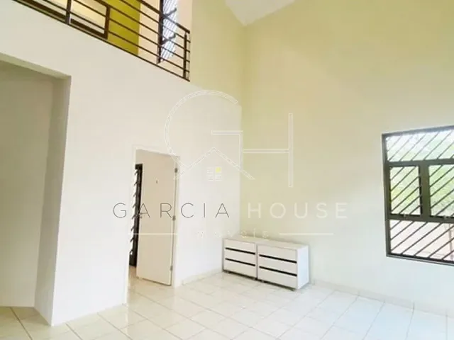 Sobrado com 503m² 4 quartos e 1 banheiro, à venda, no bairro Ribeirânia em Ribeirão Preto