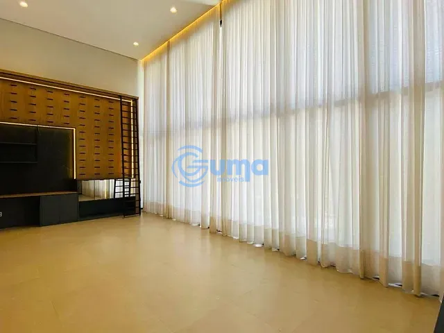 Sobrado com 356m² 3 quartos e 5 banheiros, à venda, no bairro Condomínio Residencial Euroville II em Bragança Paulista