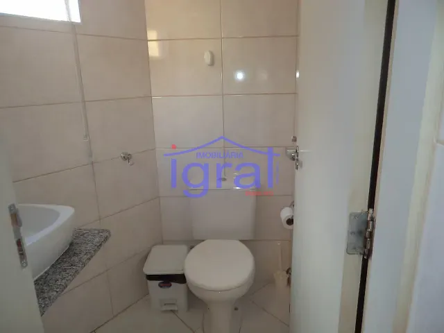 Sobrado com 175m² 4 quartos e 2 banheiros, à venda ou para alugar, no bairro Jabaquara em São Paulo
