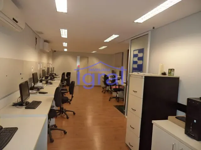 Sobrado com 175m² 4 quartos e 2 banheiros, à venda ou para alugar, no bairro Jabaquara em São Paulo