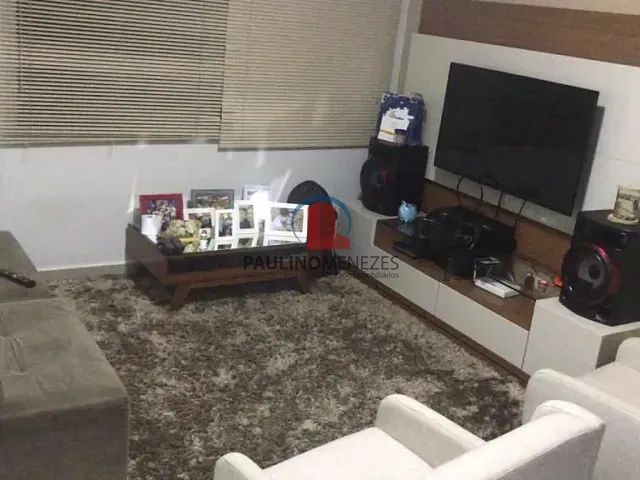 Sobrado com 150m² 3 quartos e 2 banheiros, à venda, no bairro Parque Nova Carioba em Americana