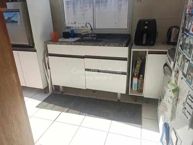 Sobrado 2 quartos e 2 banheiros, à venda, no bairro Recanto Camanducaia em Jaguariúna