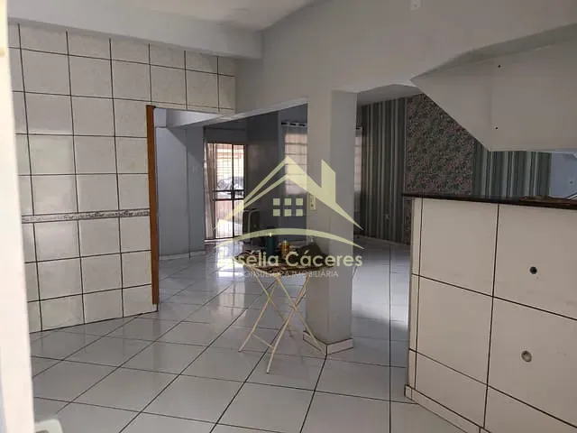Sobrado com 286m² 4 quartos e 4 banheiros, à venda, no bairro Canjica em Cuiabá