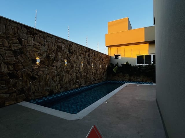 Sobrado com 356m² 3 quartos e 5 banheiros, à venda, no bairro Jardim Botânico em Franca