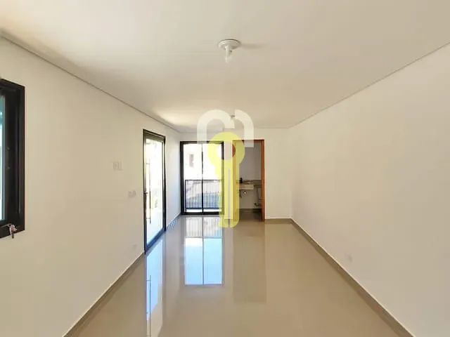 Sobrado com 135m² 3 quartos e 3 banheiros, à venda, no bairro Sítio Boa Vista em Cotia