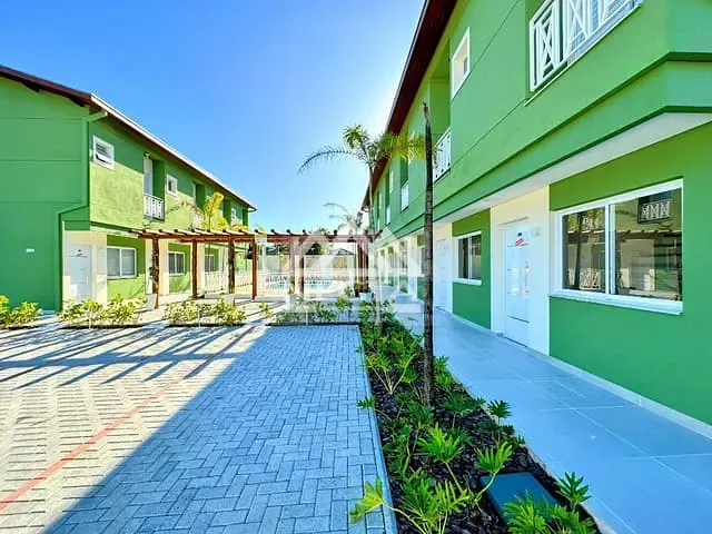 Sobrado com 97m² 2 quartos e 3 banheiros, à venda, no bairro Capricórnio II em Caraguatatuba