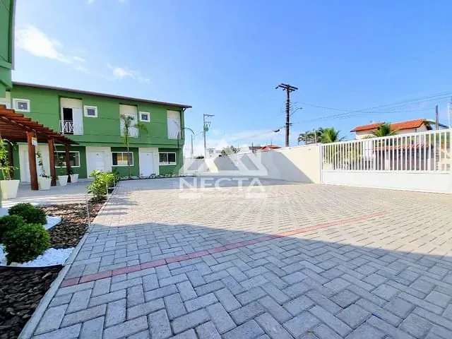 Sobrado com 97m² 2 quartos e 3 banheiros, à venda, no bairro Capricórnio II em Caraguatatuba