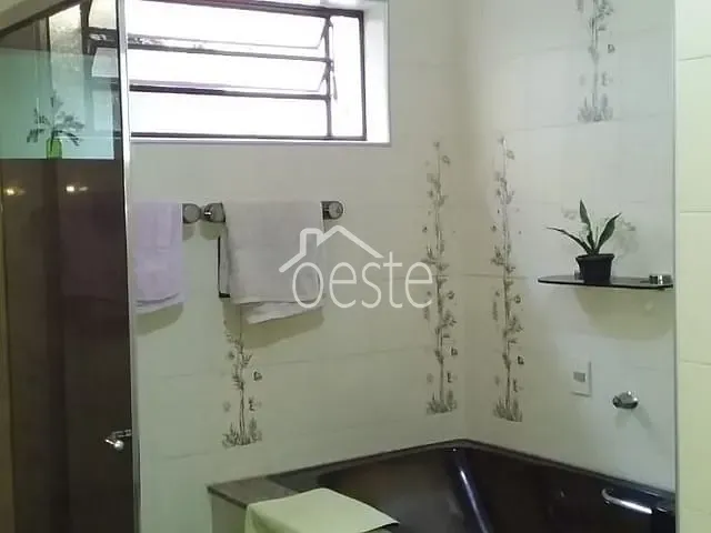 Sobrado com 160m² 3 quartos e 1 banheiro, à venda, no bairro Vila Mac Knight em Santa Bárbara D'Oeste