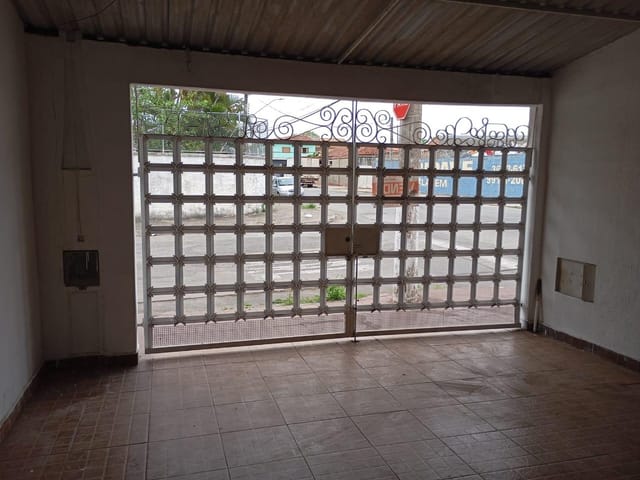 Sobrado 5 quartos e 4 banheiros, à venda, no bairro Alto do Cardoso em Pindamonhangaba