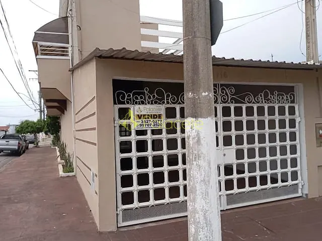 Sobrado 5 quartos e 4 banheiros, à venda, no bairro Alto do Cardoso em Pindamonhangaba