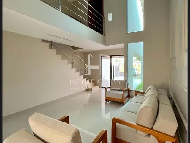 Sobrado com 210m² 3 quartos e 4 banheiros, à venda, no bairro Jardim Atlântico em Goiânia