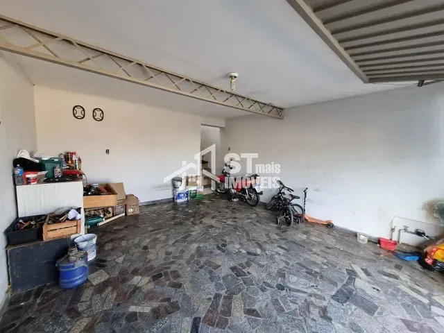 Sobrado com 150m² 3 quartos e 2 banheiros, à venda, no bairro Jardim Alvorada em Andradas