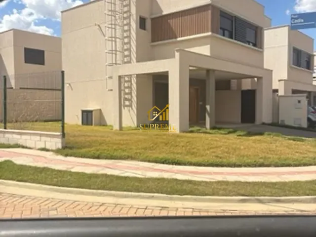 Sobrado com 301m² 3 quartos e 3 banheiros, à venda, no bairro Jardins Marselha em Aparecida de Goiânia