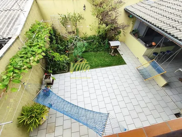 Sobrado 4 quartos e 5 banheiros, à venda, no bairro Centro em Araucária