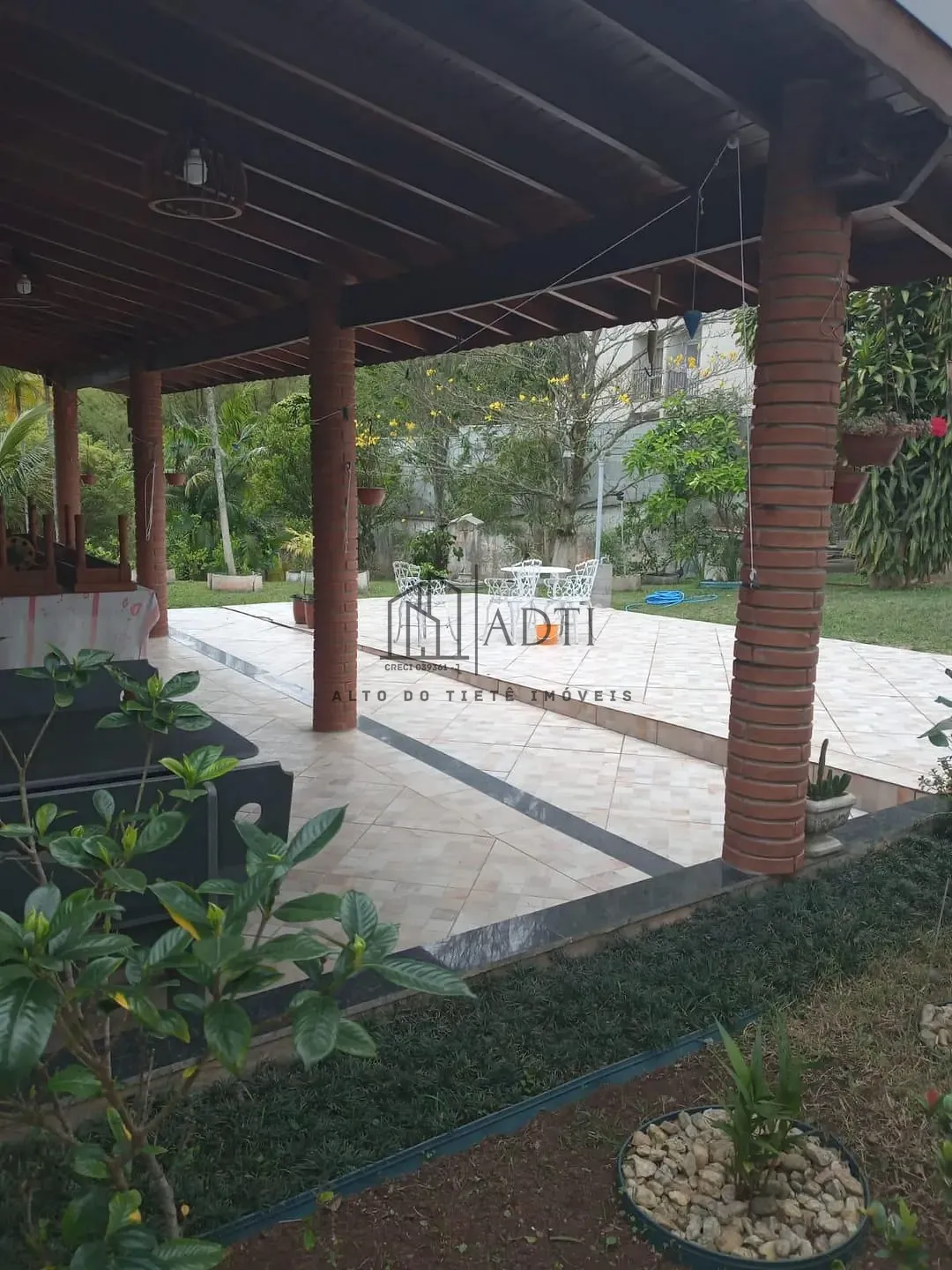 Sobrado, 3 quartos, 278 m² - Foto 2