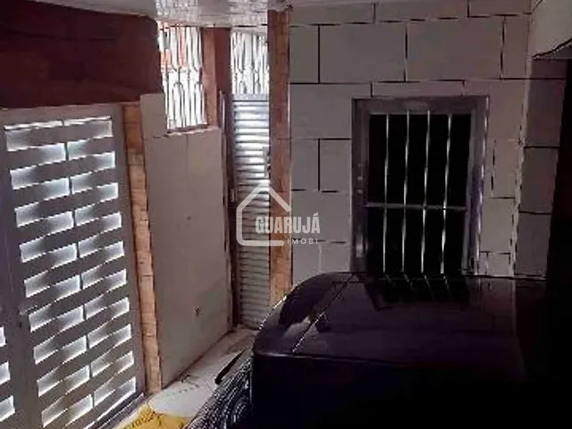 Sobrado com 125m² 3 quartos e 2 banheiros, à venda, no bairro Jardim Boa Esperança em Guarujá