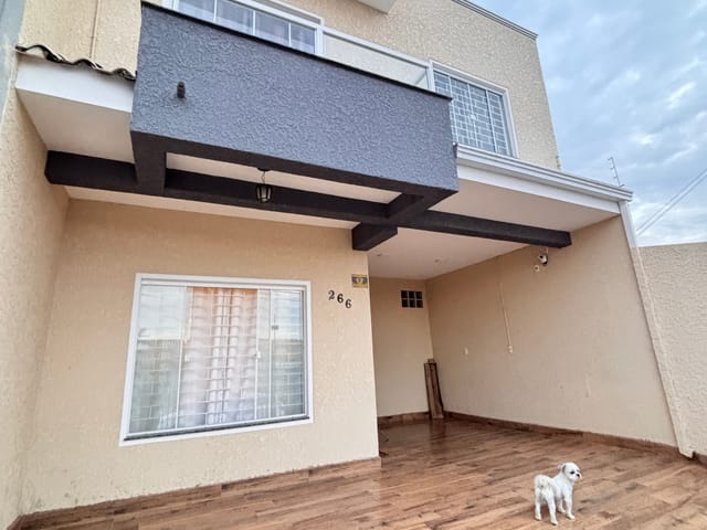 Sobrado com 112m² 3 quartos e 3 banheiros, à venda, no bairro Contorno em Ponta Grossa