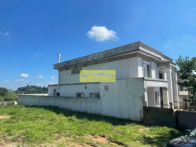 Sobrado com 467m² 3 quartos e 5 banheiros, à venda, no bairro Jardim Novo Mundo em Jundiaí