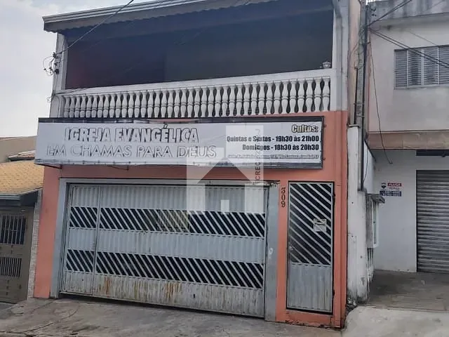 Sobrado com 175m² 2 quartos e 1 banheiro, à venda, no bairro Parque Residencial Jundiaí em Jundiaí