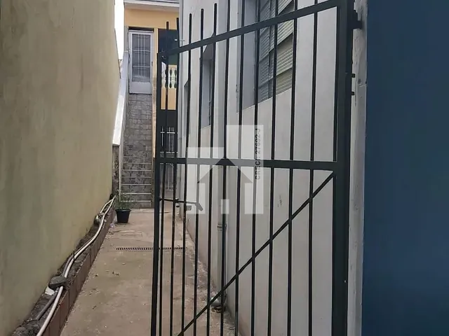 Sobrado com 175m² 2 quartos e 1 banheiro, à venda, no bairro Parque Residencial Jundiaí em Jundiaí