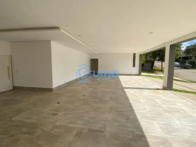 Sobrado com 779m² 4 quartos e 6 banheiros, à venda, no bairro Condomínio Residencial e Comercial Fazenda Santa Petronilla em Bragança Paulista