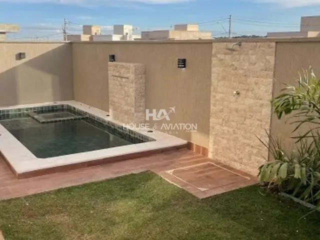 Sobrado com 277m² 3 quartos e 4 banheiros, à venda, no bairro JARDINS CAPRI em Senador Canedo