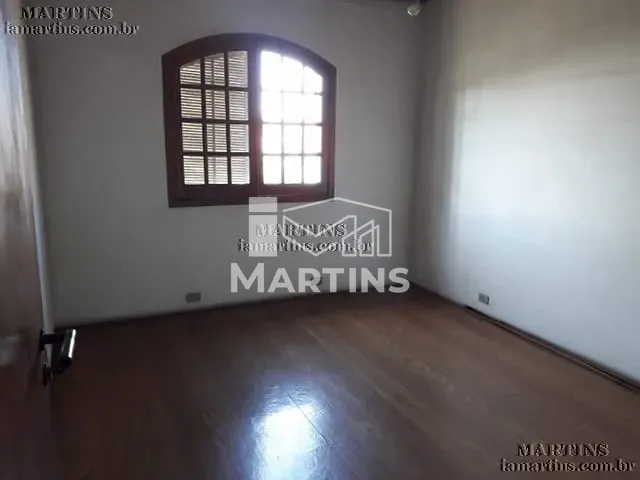 Sobrado com 318m² 4 quartos e 2 banheiros, à venda, no bairro Jardim Eledy em São Paulo
