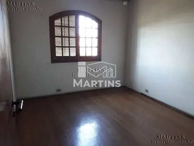 Sobrado com 318m² 4 quartos e 2 banheiros, à venda, no bairro Jardim Eledy em São Paulo